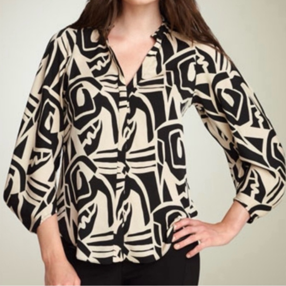 Black and Cream Patterned Women's Top